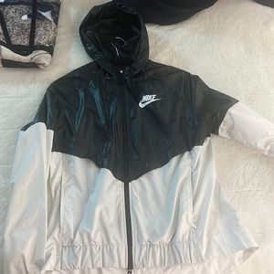 Nike wind breaker